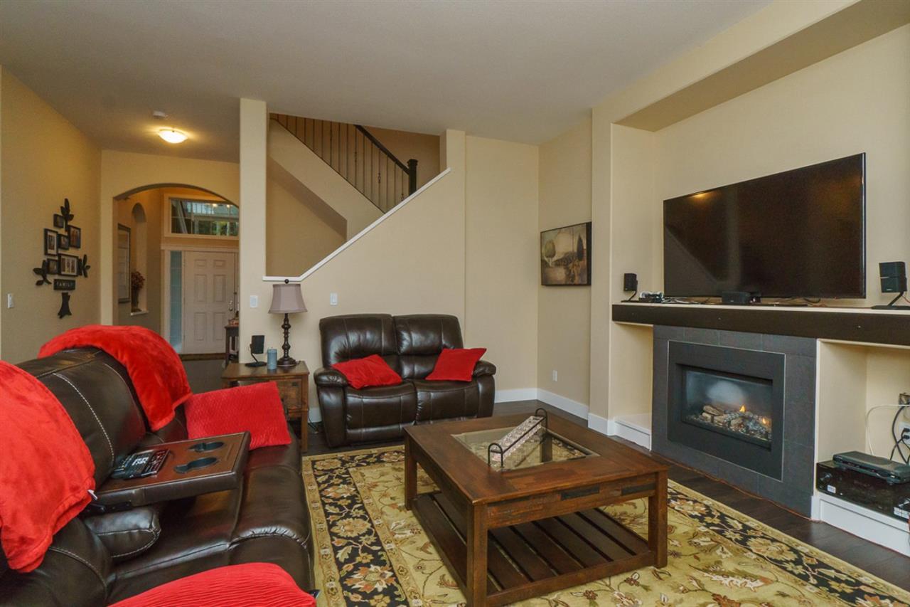 3404 DON MOORE Drive Coquitlam 10