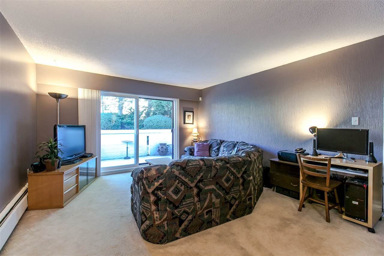 203 5450 EMPIRE Drive Burnaby 2
