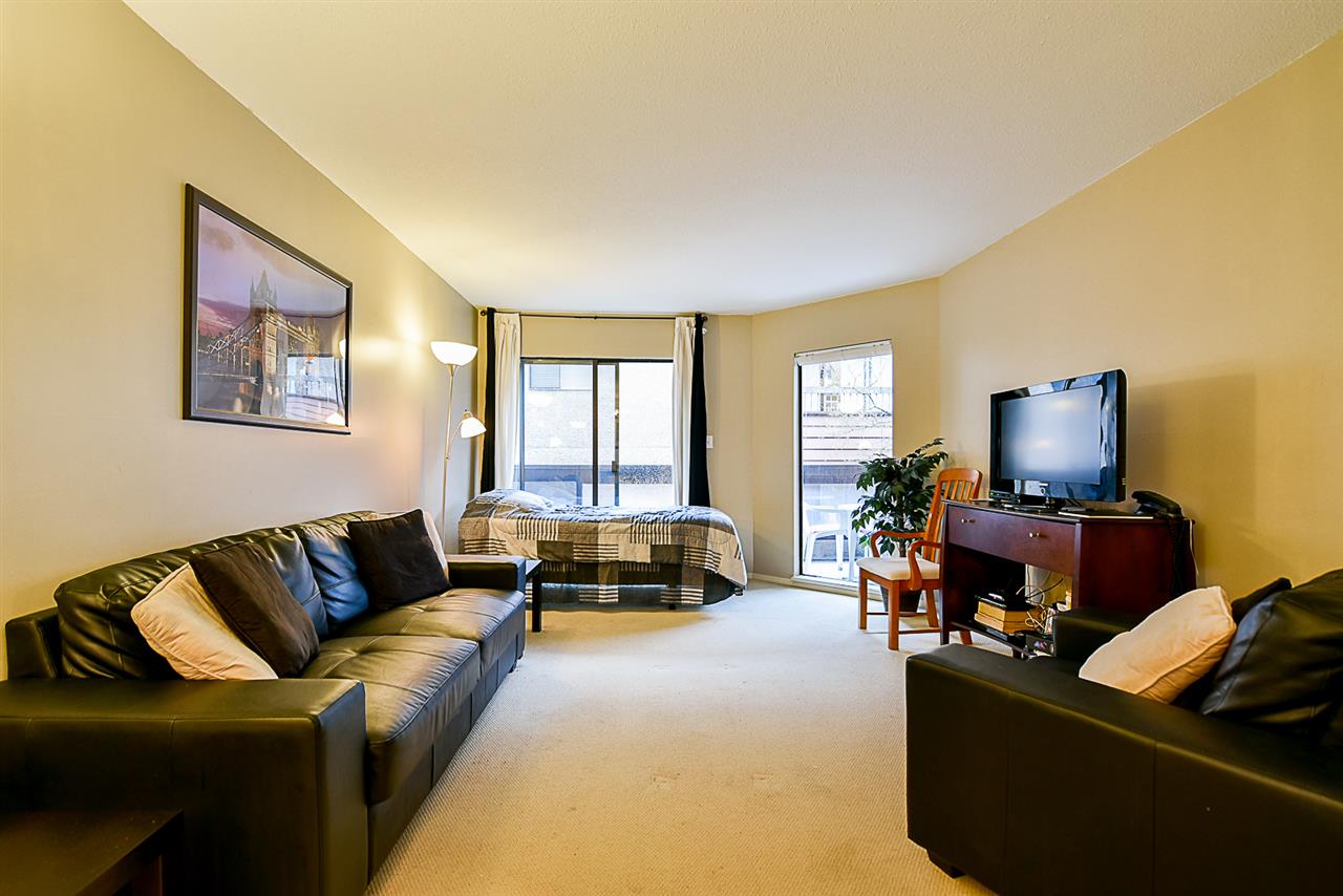 203-975 W 13th Avenue 8