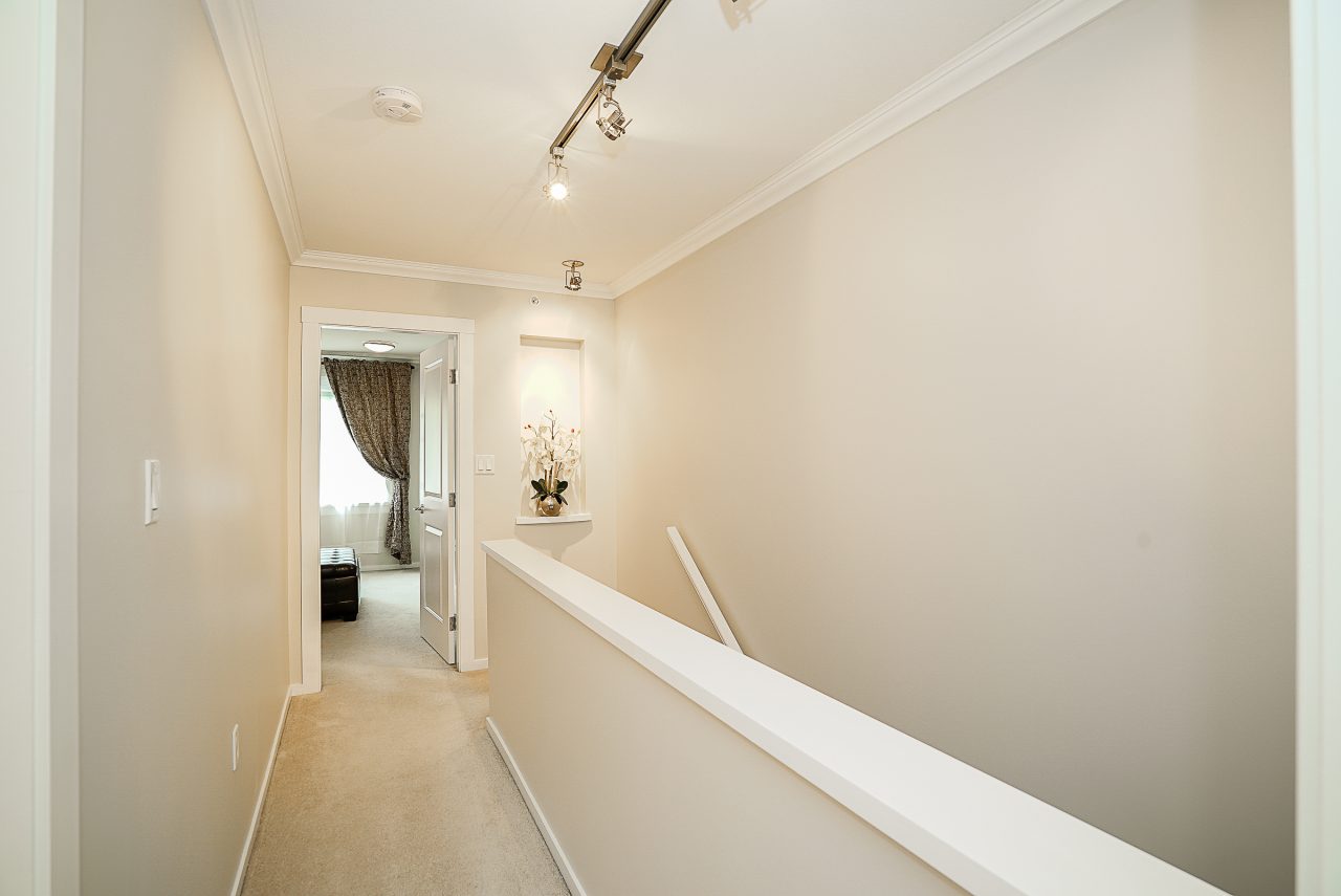 38 2495 Davies Ave, Port Coquitlam 31