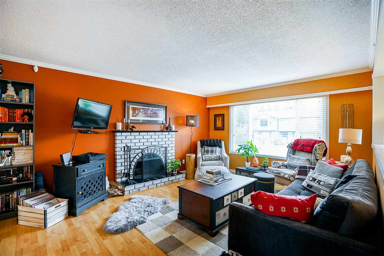 21049 119 AVENUE, MAPLE RIDGE 2