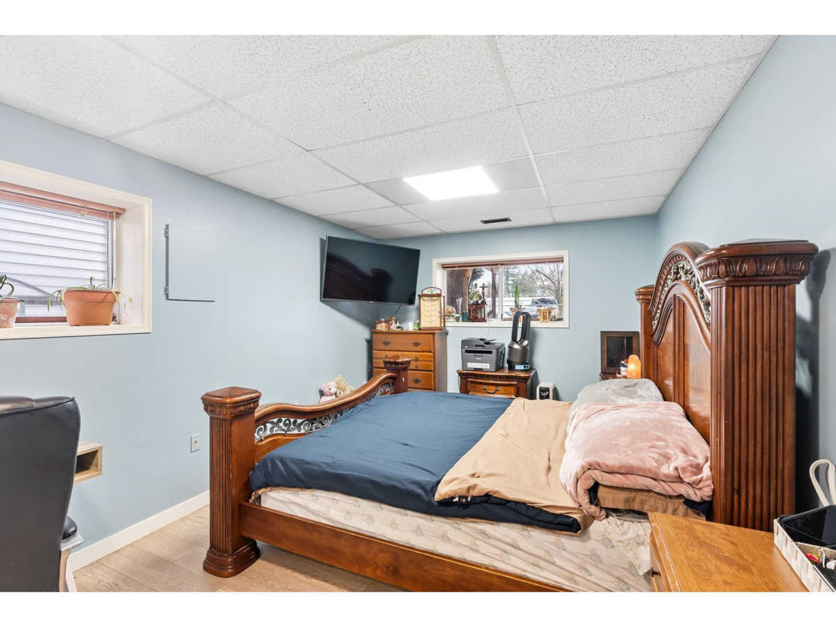 10356 145A Street, Surrey 24