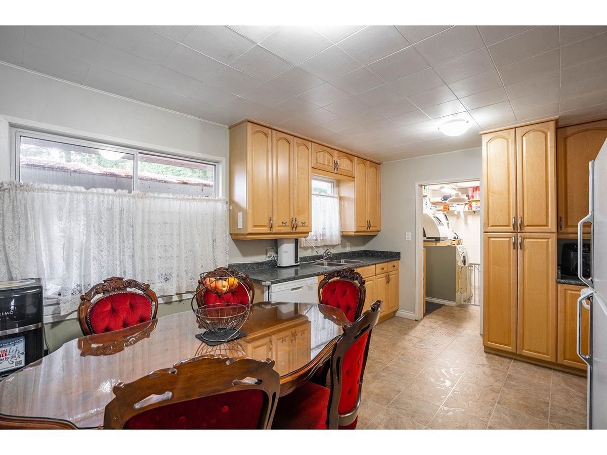 10356 145A Street, Surrey 9