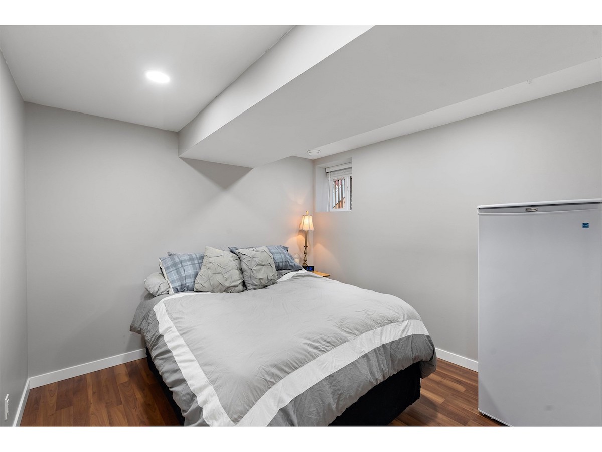 24182 102a Ave, Maple Ridge, BC 22