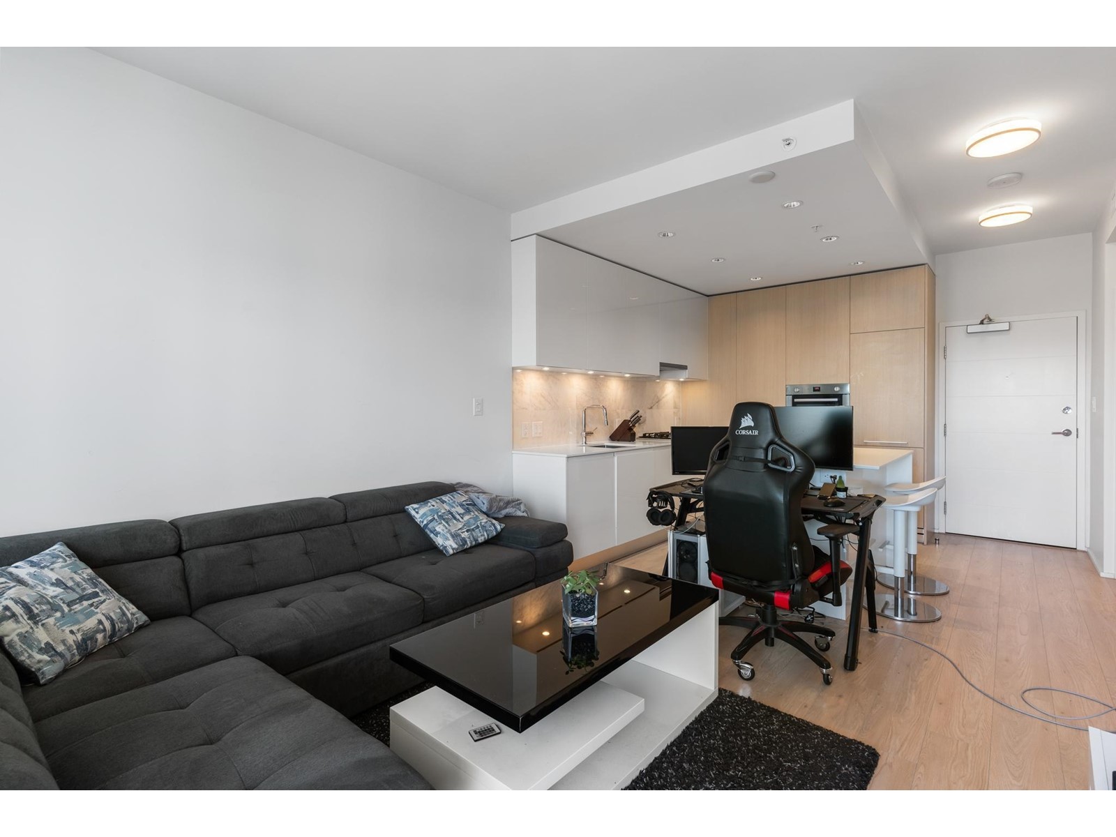 2103 1955 Alpha Way, Burnaby, BC 9