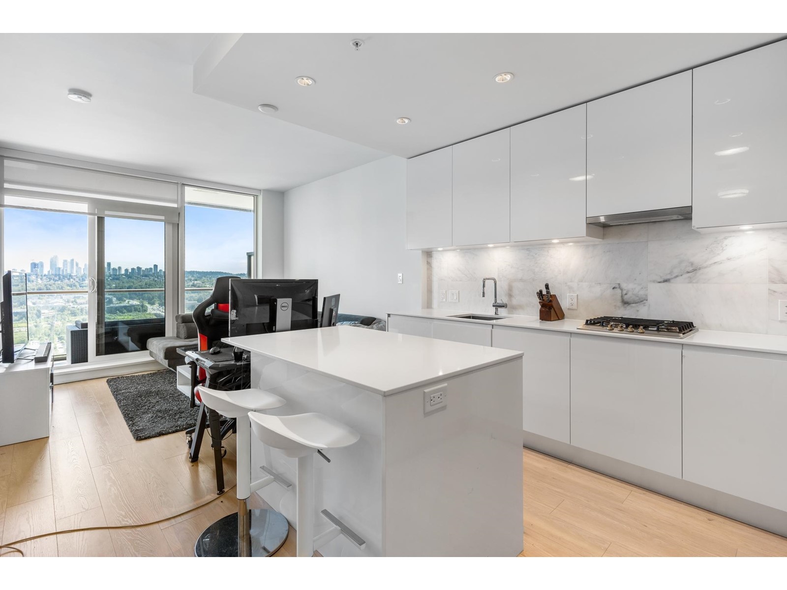 2103 1955 Alpha Way, Burnaby, BC 13