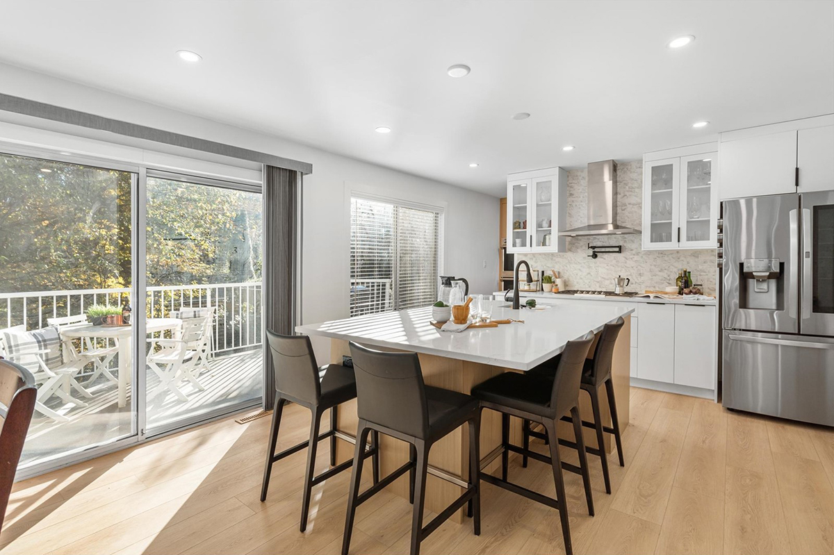 3318 Robson Drive, Coquitlam, BC