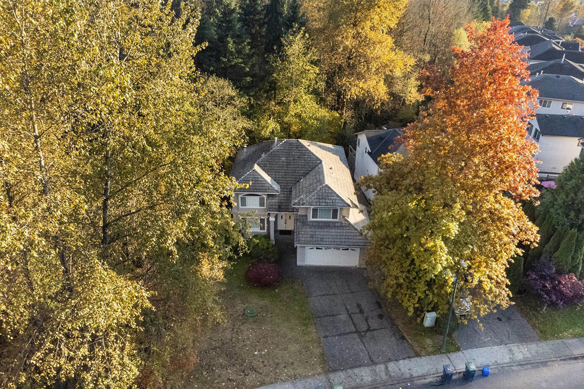 3318 Robson Drive, Coquitlam, BC 2