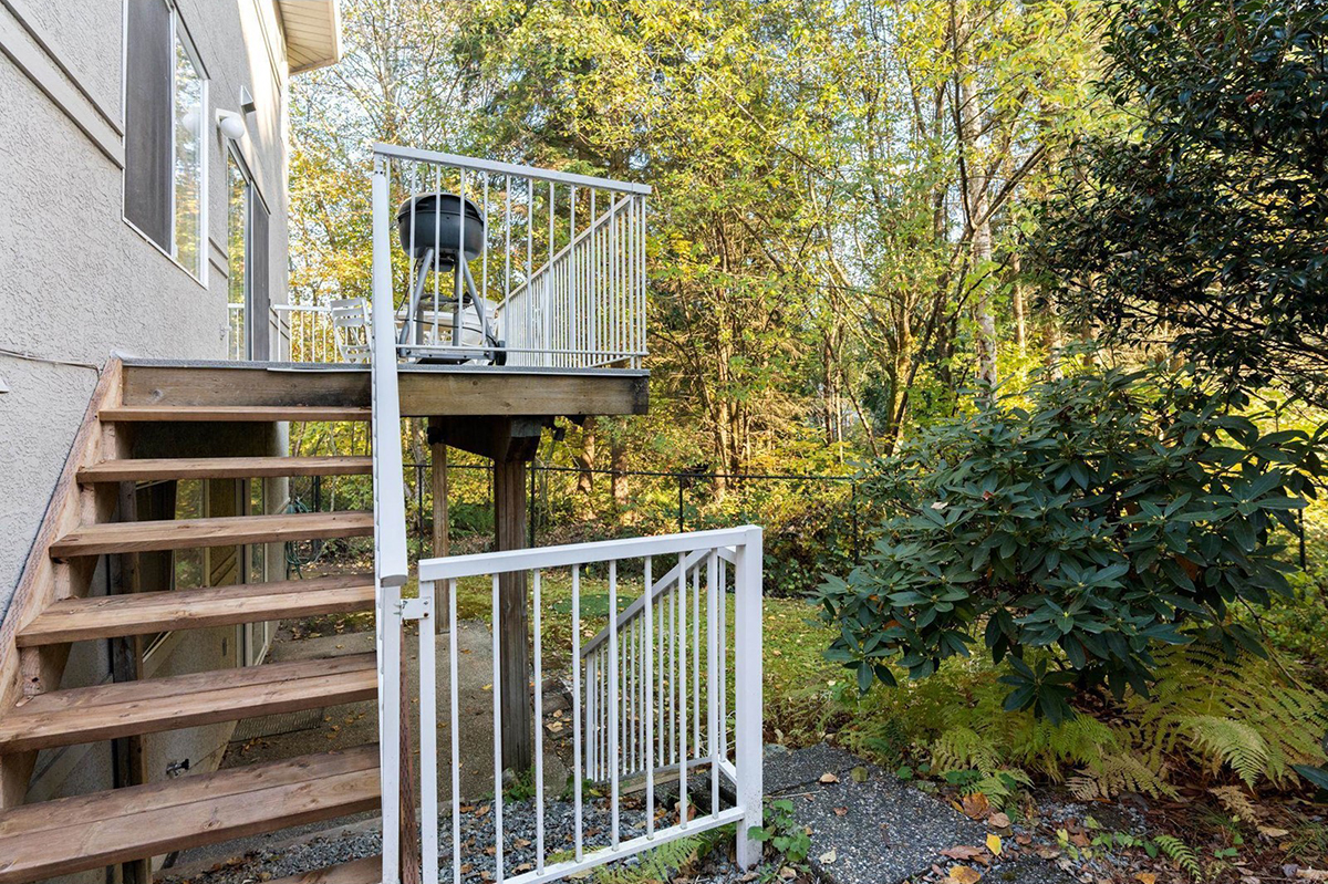 3318 Robson Drive, Coquitlam, BC 36