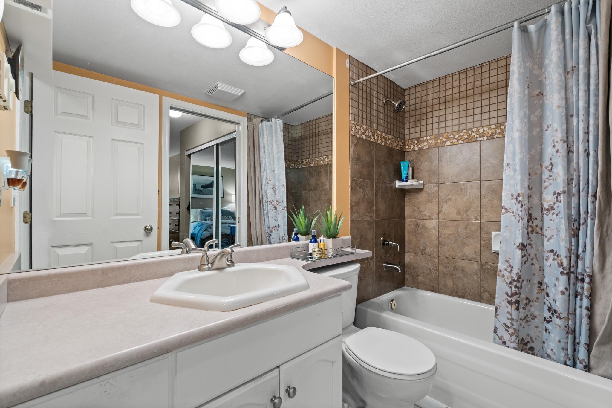 209 301 Maude Road, Port Moody 18