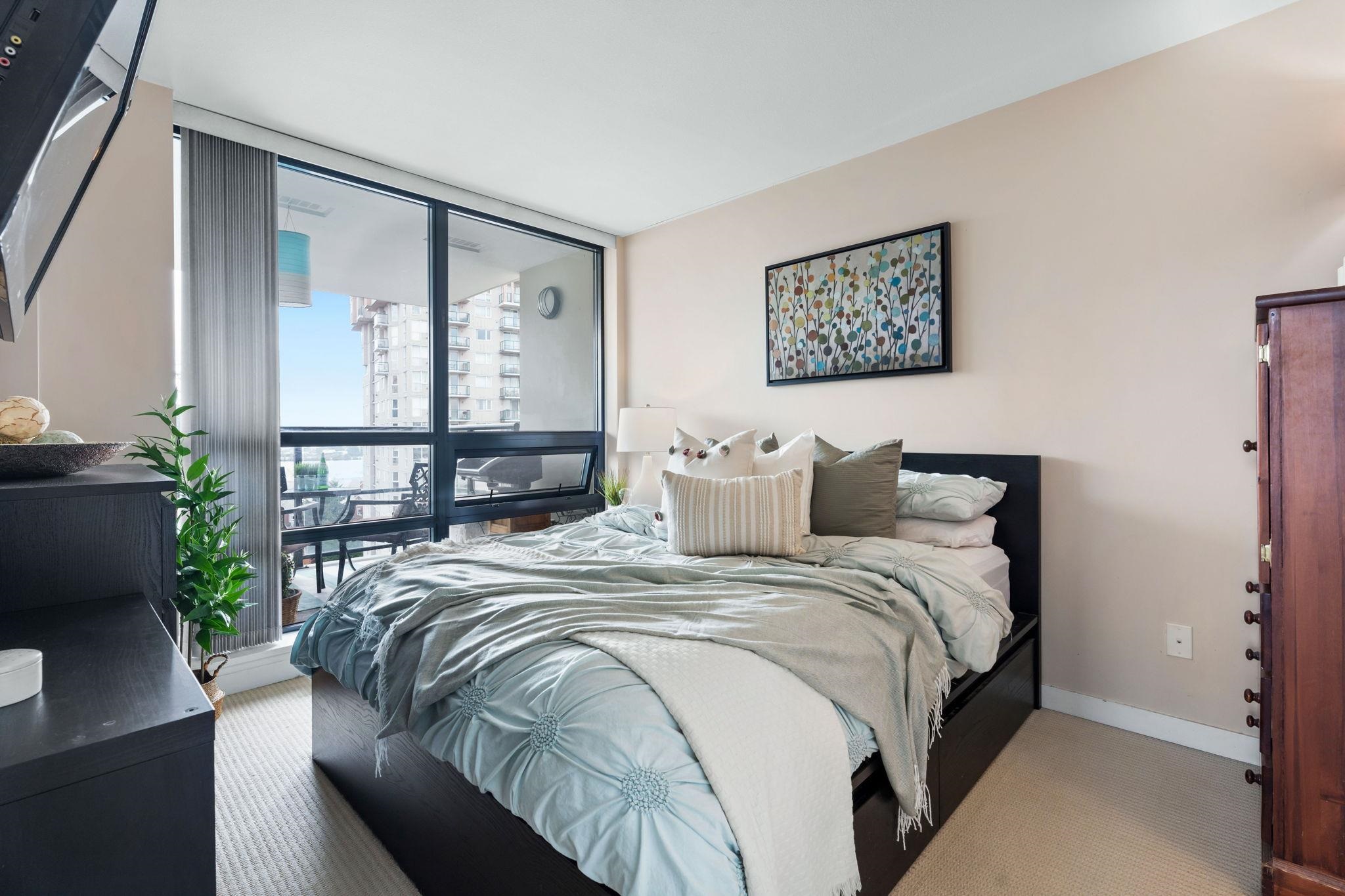 1401 1 RENAISSANCE SQUARE, NEW WESTMINSTER 11
