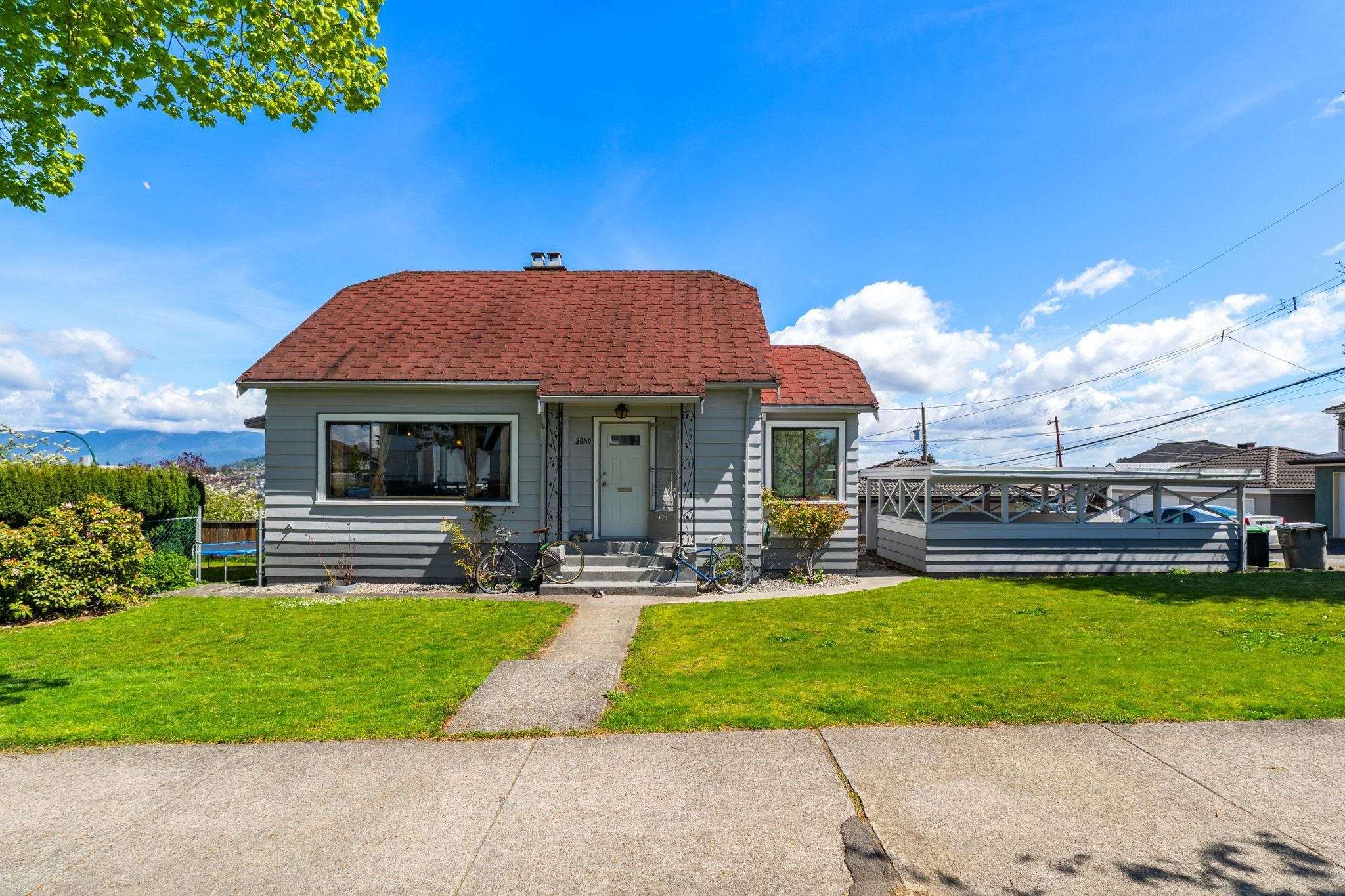 2030 NOOTKA STREET, VANCOUVER