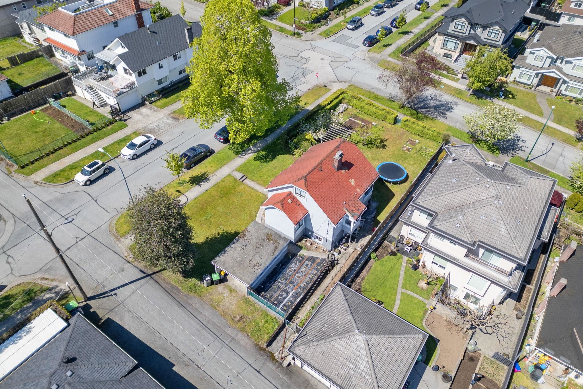 2030 NOOTKA STREET, VANCOUVER 25