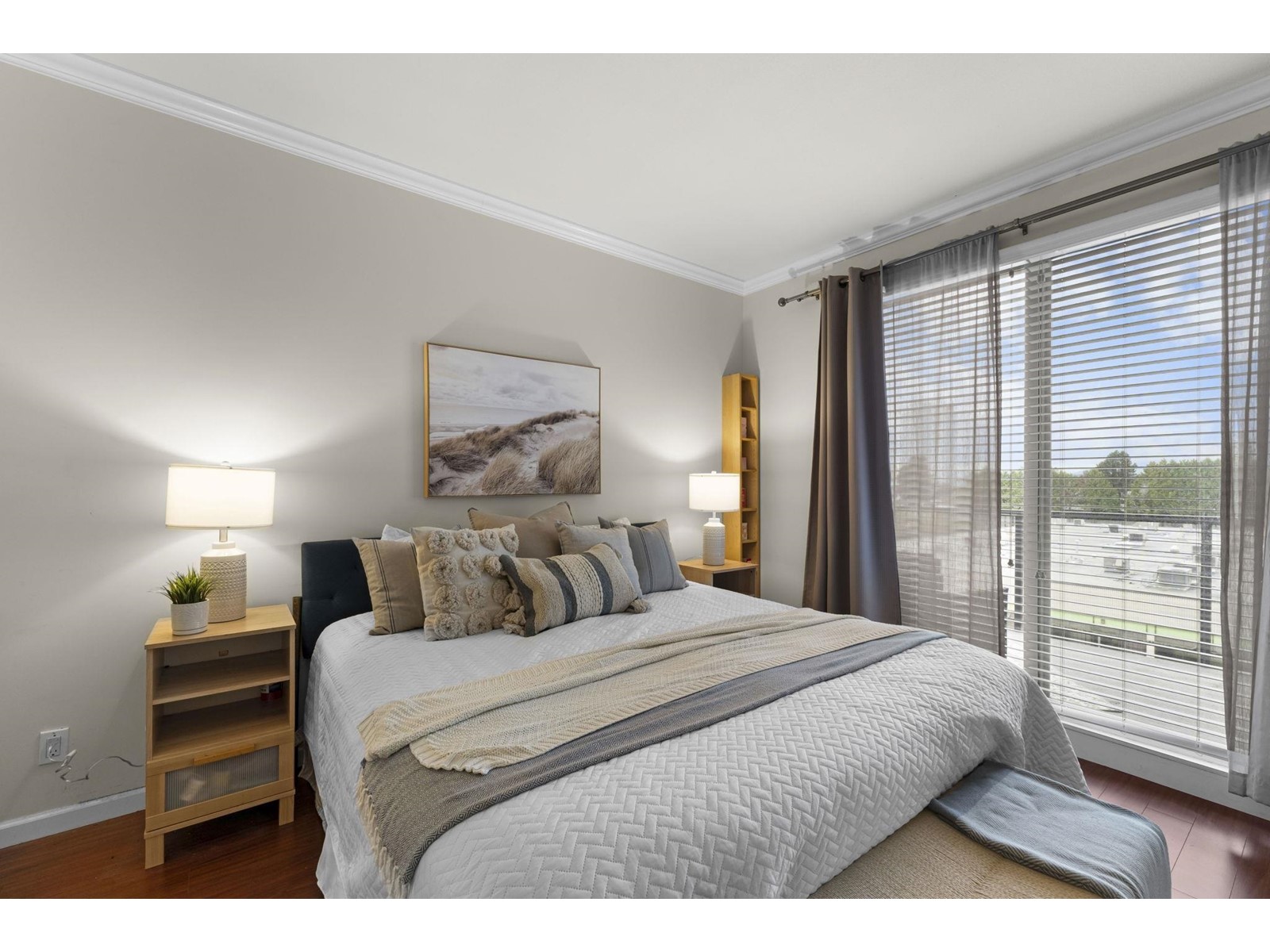417 15380 102a Avenue, Surrey 12