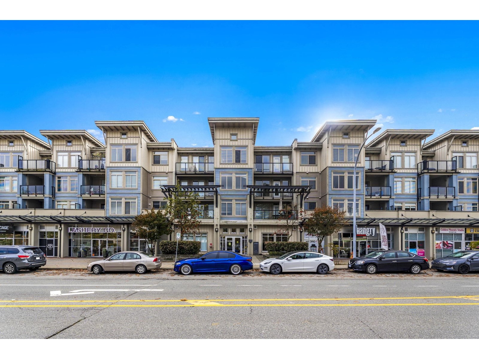417 15380 102a Avenue, Surrey 2