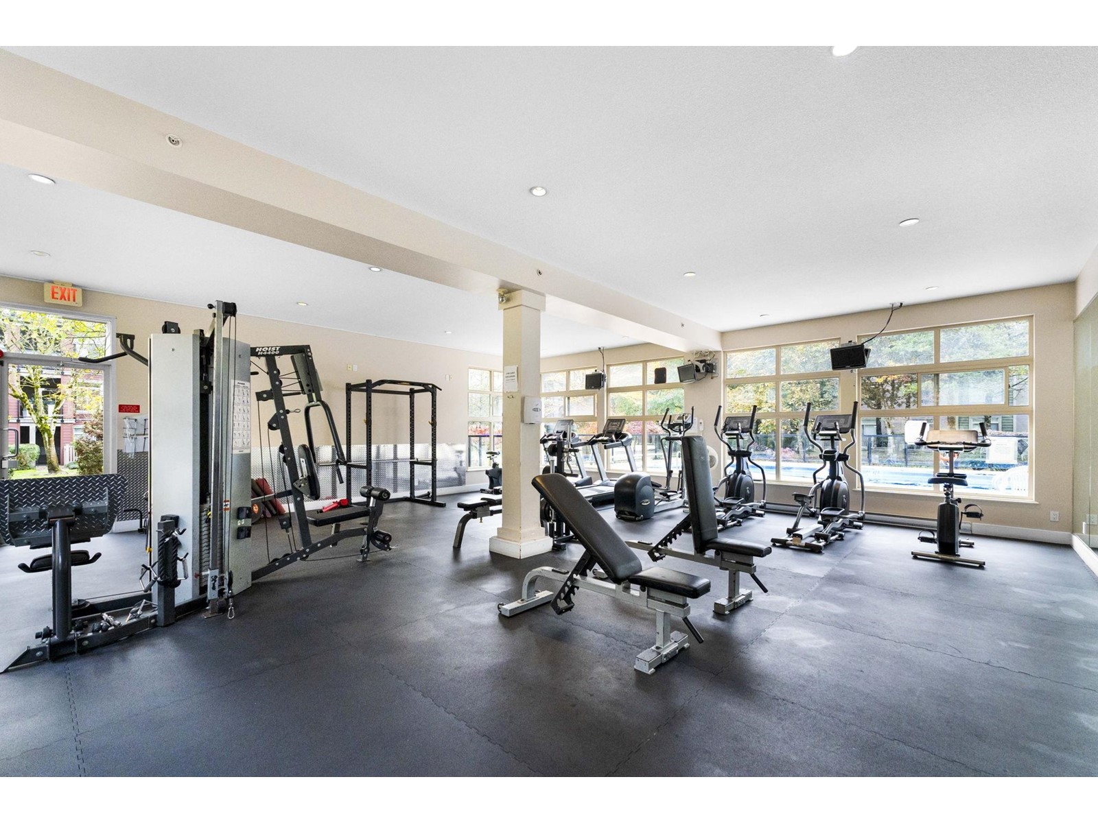 417 15380 102a Avenue, Surrey 24