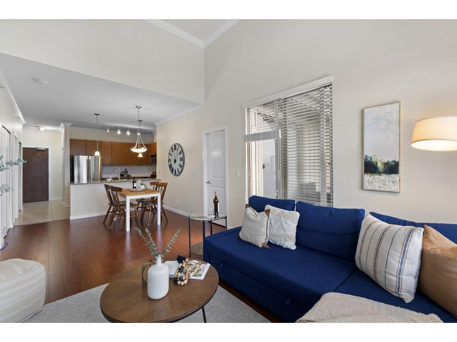 417 15380 102a Avenue, Surrey 3