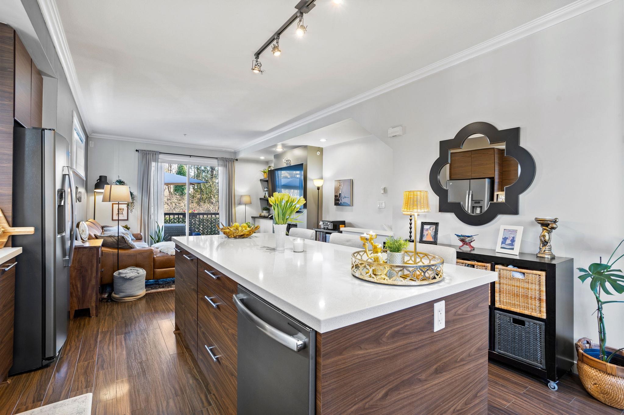 38 2495 Davies Avenue, Port Coquitlam 12